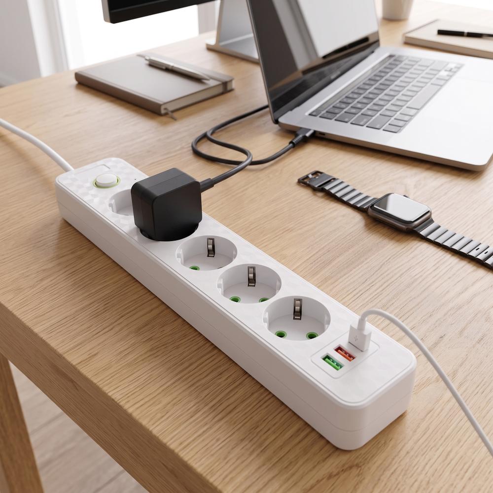 Pagarinātājs 5 ligzdas + 2x USB-A + USB-C JNH022-5A White