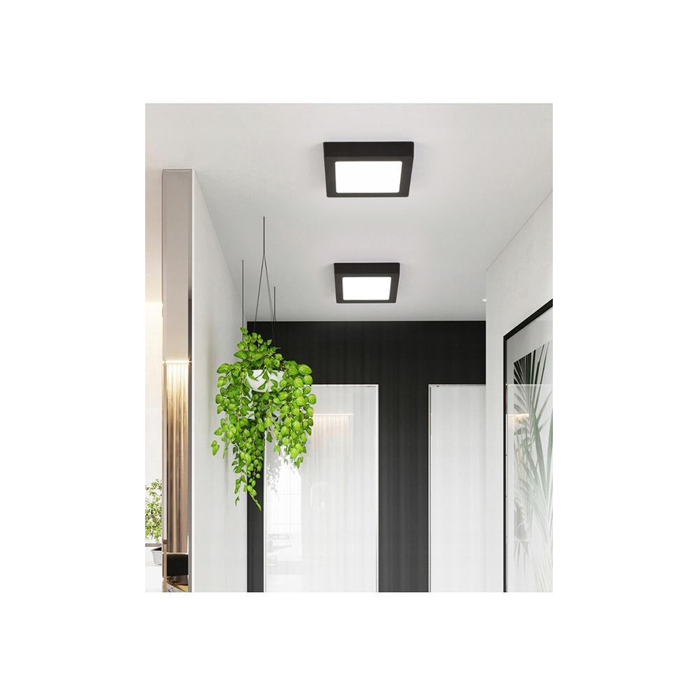 LED-PANEL FÖR YTMONTAGE SB 18W SVART