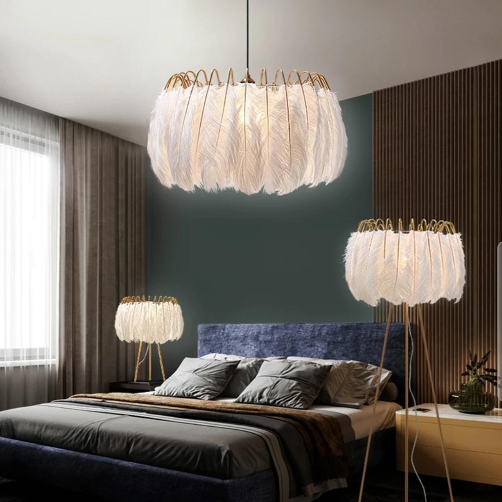 Boho taklampa med fjädrar APP662 Guld
