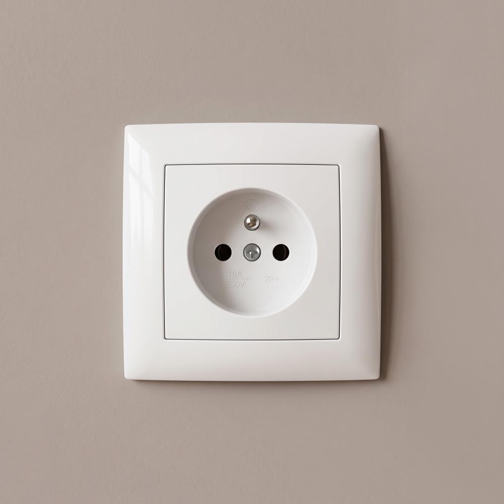 Ühekordne raam pistikupesadele OSTE JNH013-1F White