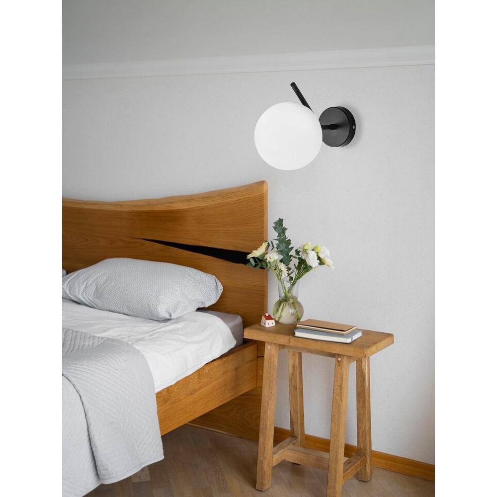 Vägglampa G099-1W Svart