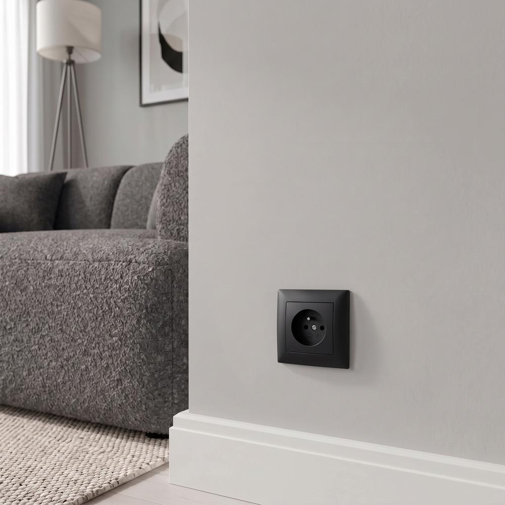 Single grounded socket OSTE JNH001-G Black