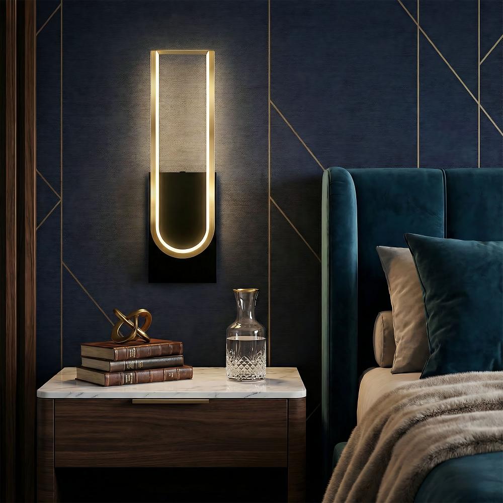 Vägglampa LED APP1782-W Borstad Guld/Svart