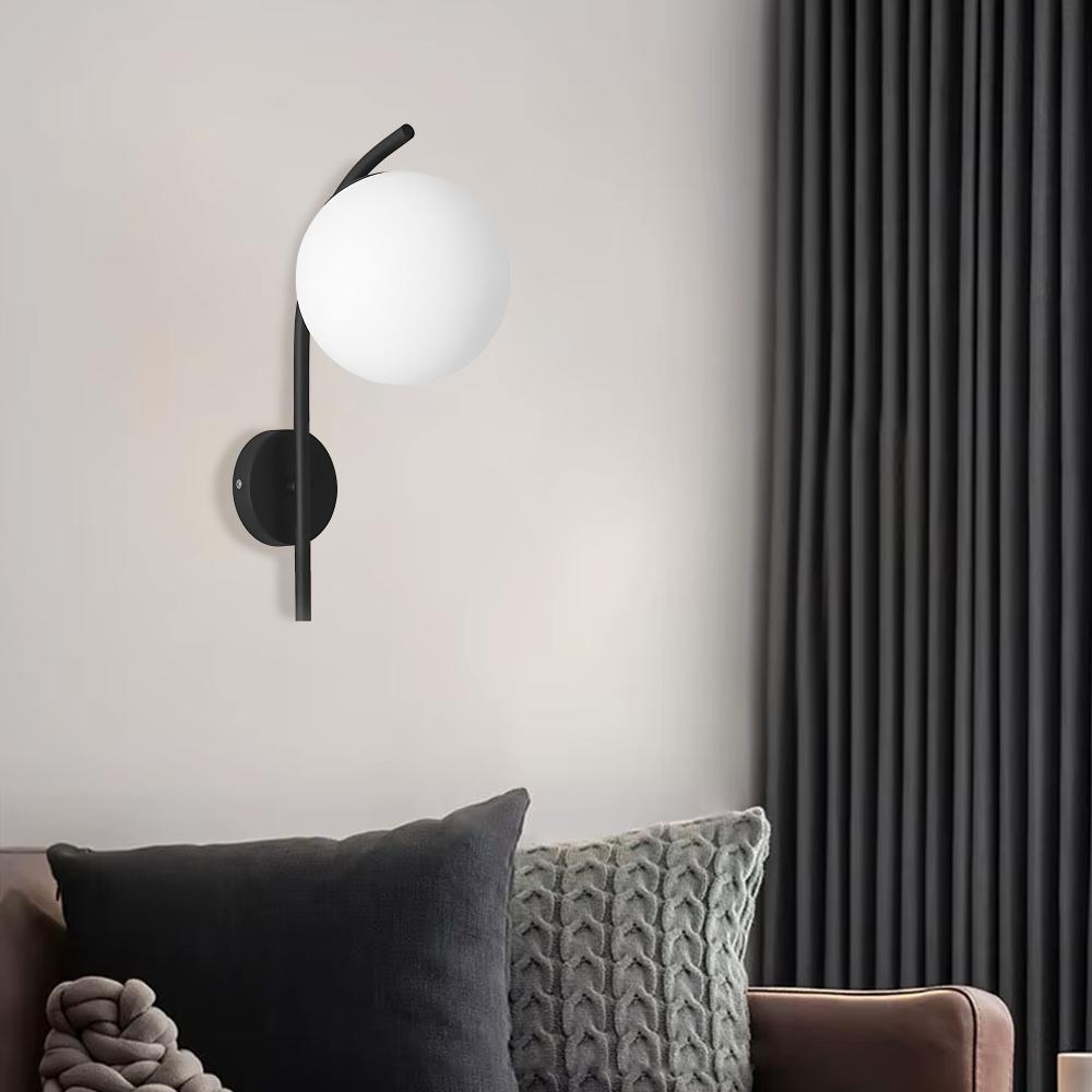 Vägglampa G103-1W Svart