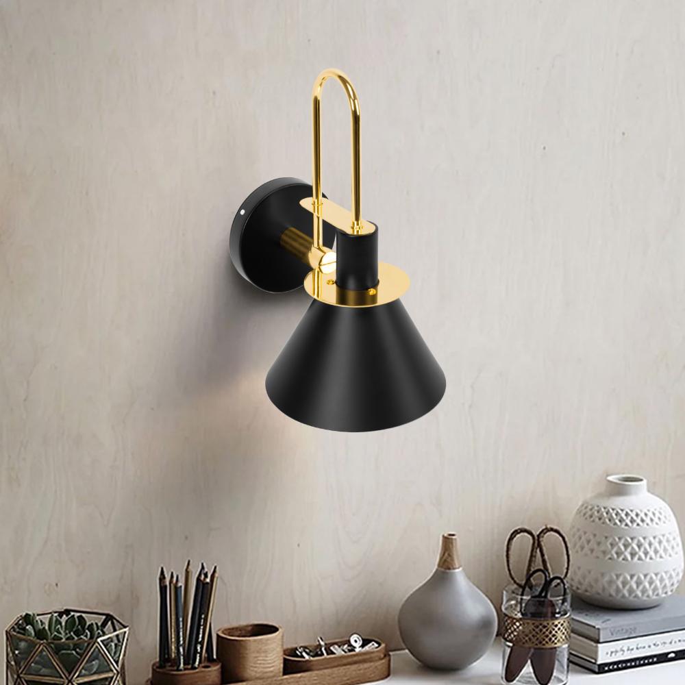 Vägglampa APP1602-1W svart