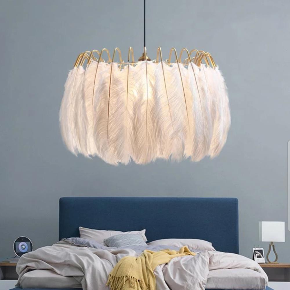 Boho taklampa med fjädrar APP662 Guld