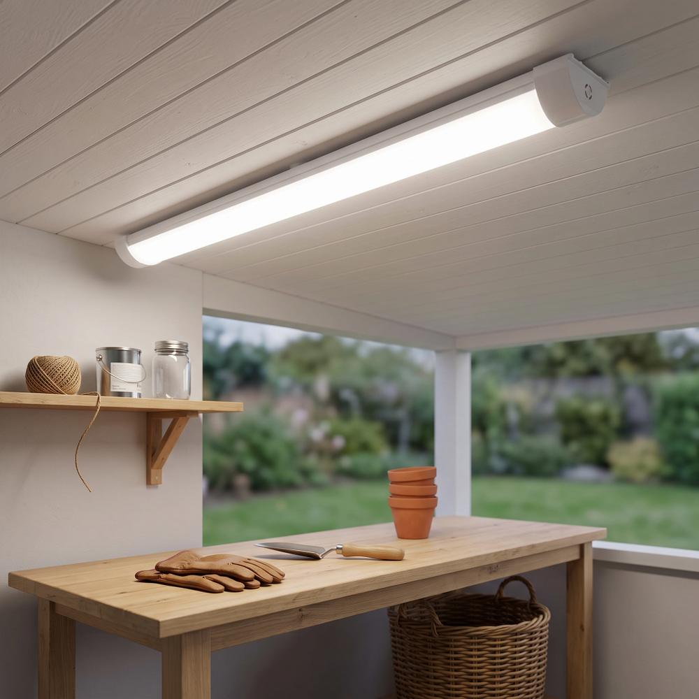 LED lampa JNH055-35N White 120 cm