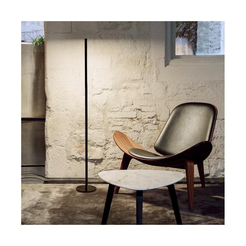 Golvlampa LED APP1415-F Svart