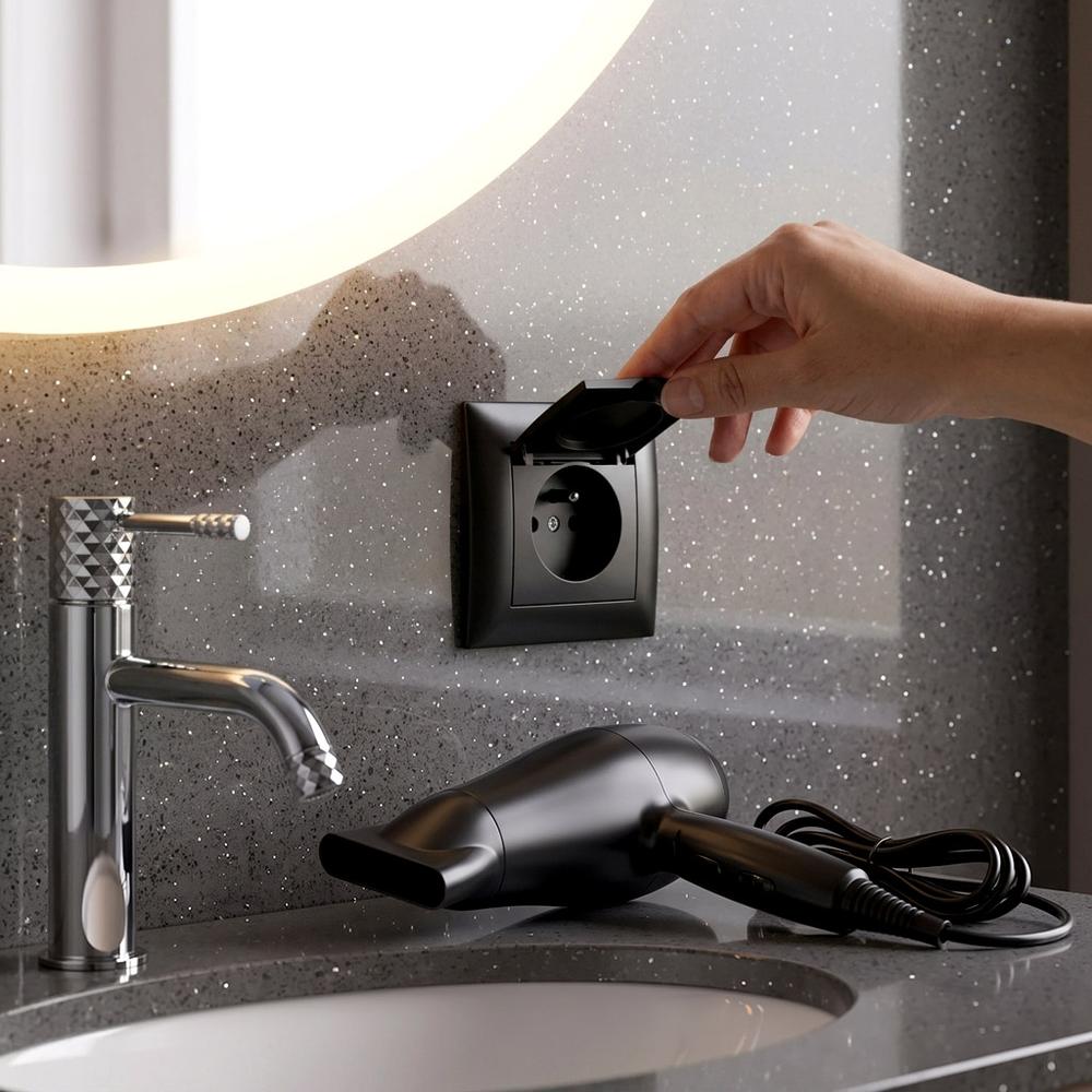 Vienvietīga rozete ar zemējumu un vāciņu OSTE JNH005-G Black