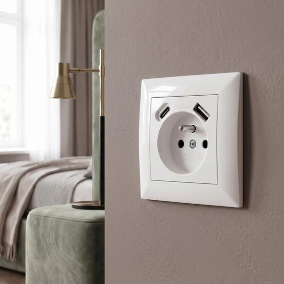 Ühekohaline maandusega pistikupesa + USB-A USB-C OSTE JNH004-G White