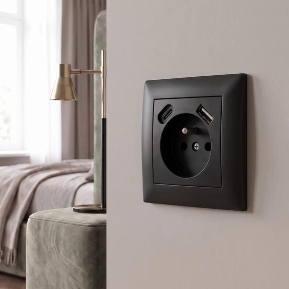 Egyszeres földelt aljzat + USB-A USB-C OSTE JNH004-G Black